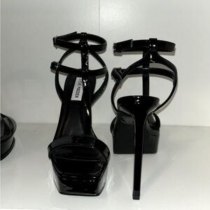 Steve Madden Selma Black Patent heels size 6.5